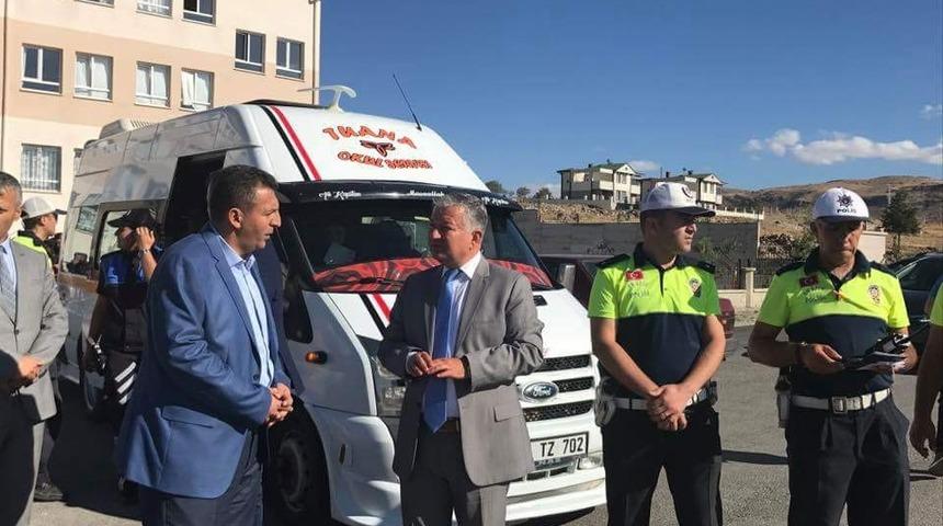 Kaymakam Duru servis denetimlerini yaptı