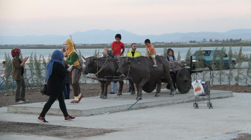 Beyşehir’de Masal Kahramanları Parkı’na yoğun ilgi