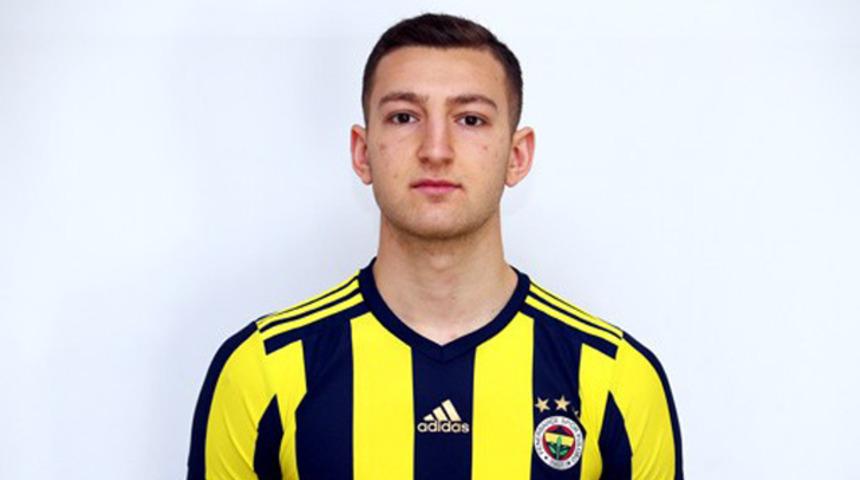  Fenerbah&ccedil;e resmi siteden Andreas Kilit'in sorunları nedeniyle futbola ara verdiğini duyurdu