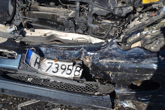 Tekirdağ'da iki otomobil çarpıştı: 1 ölü, 1 yaralı