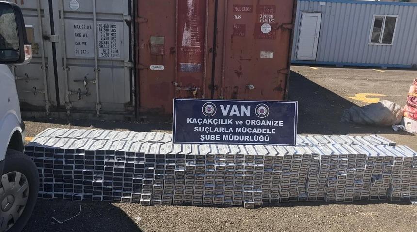 Van’da ev eşyalarının içerisinde 10 bin paket kaçak sigara ele geçirildi