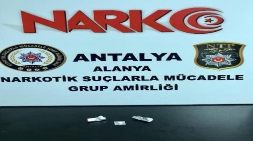 Alanya&rsquo;da uyuşturucu operasyonu: 5 g&ouml;zaltı