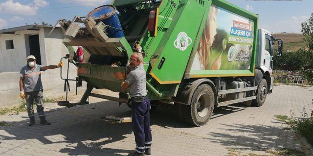 Alaşehir’de cadde ve sokaklar temizleniyor
