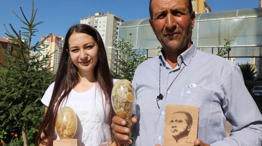 (&Ouml;zel Haber) Ampulde &uuml;rettiği balı Cumhurbaşkanına hediye etmek istiyor