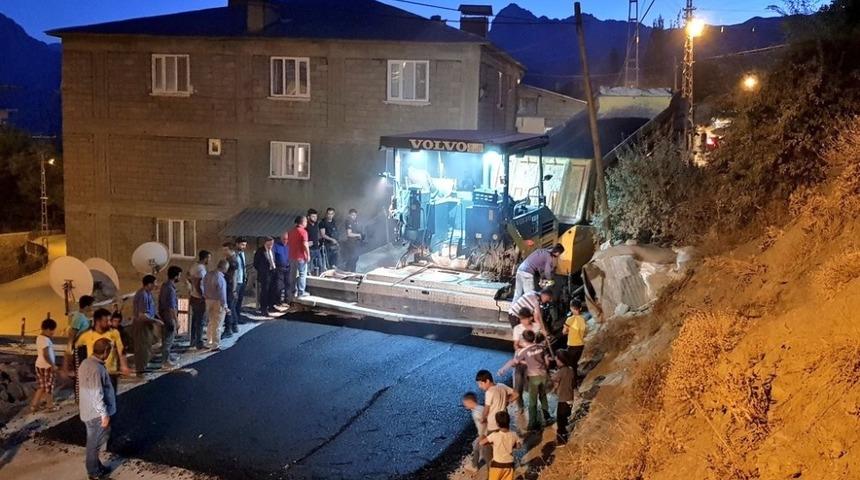 Başkan Epcim asfalt &ccedil;alışmalarını denetledi