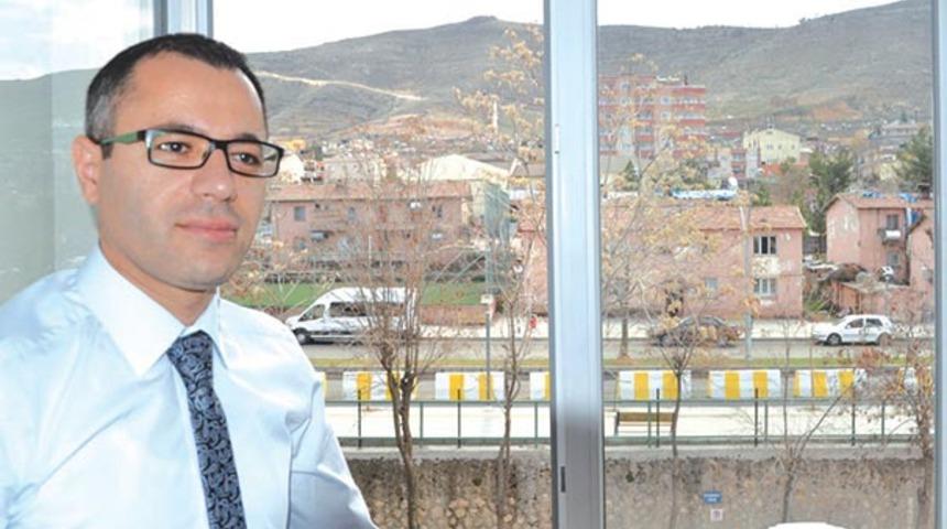 Kaymakam, ilçeden ayrılacağı son gecede 52 bin lirasını çaldırdı