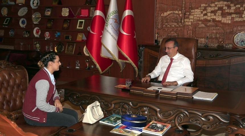 Halk günü uygulamasına vatandaşlar ilgi gösteriyor