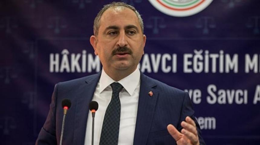 Hakim yardımcılığı geliyor! Adalet Bakanı Gül duyurdu