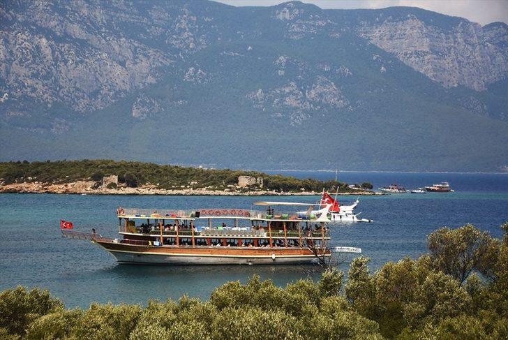 Kleopatra Adası'na turistlerden yoğun ilgi G4