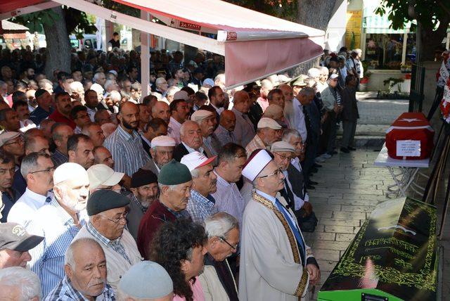 Kıbrıs Gazisi son yolculuğuna uğurlandı