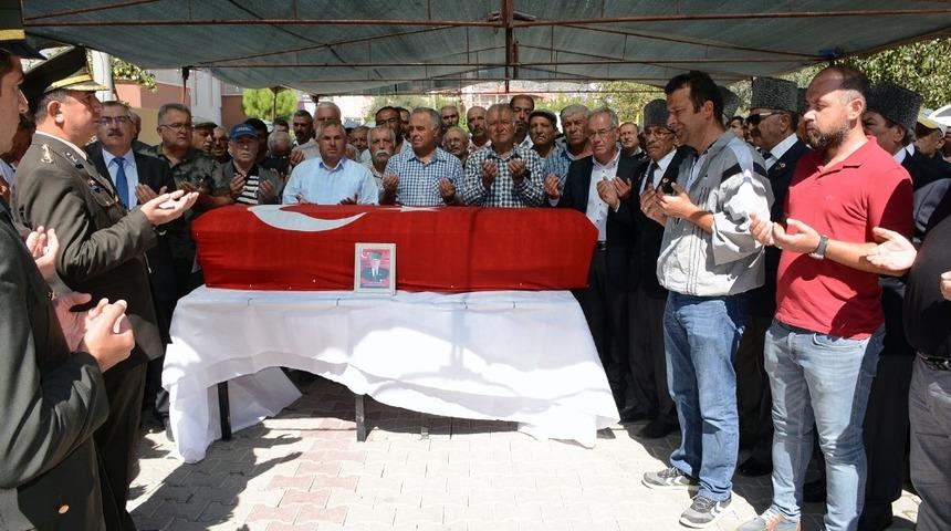 Kıbrıs Gazisi son yolculuğuna uğurlandı