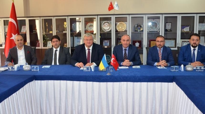 ETSO, B&uuml;y&uuml;kel&ccedil;i&rsquo;den Konsolosluk istedi