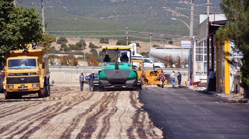 Dinar Yeni Sanayi Sitesi asfalta kavuşuyor
