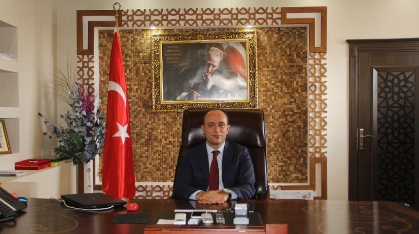 Başkale&rsquo;nin yeni kaymakamı Solak, g&ouml;reve başladı