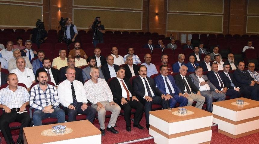 Hicarcıklıoğlu&rsquo;ndan ekonomik kriz değerlendirmesi