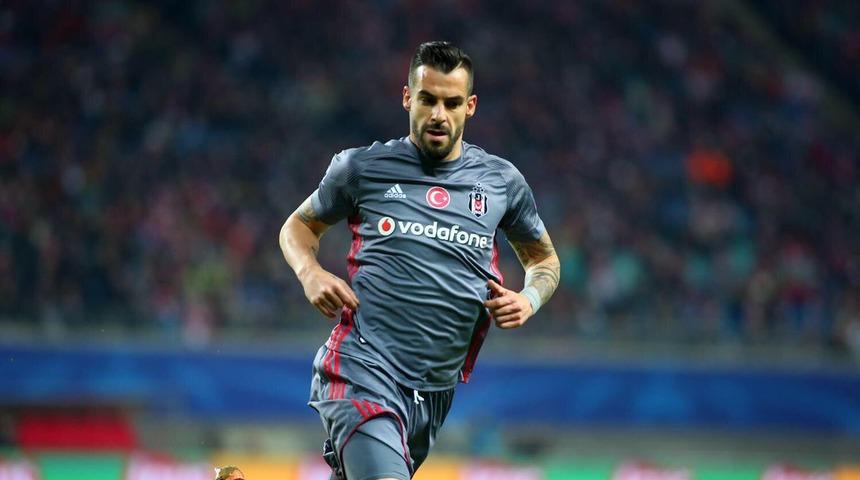 Alvaro Negredo Beşiktaş'a veda etti