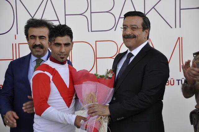 Diyarbakır’da ‘Karpuz Kupası’ koşusu yapıldı