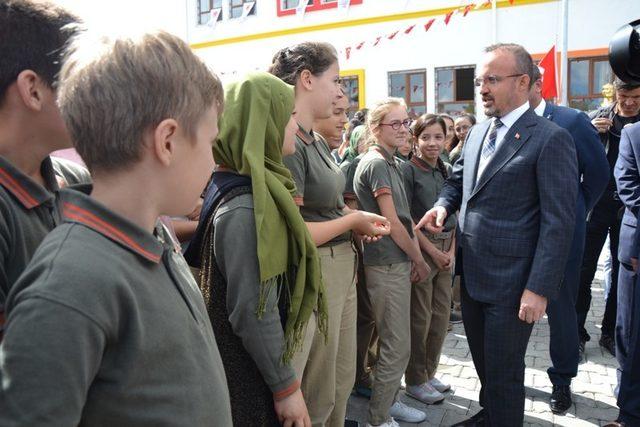 Biga Anadolu İmam Hatip Lisesi Fen ve Sosyal Bilimler Proje Okulu törenle açıldı