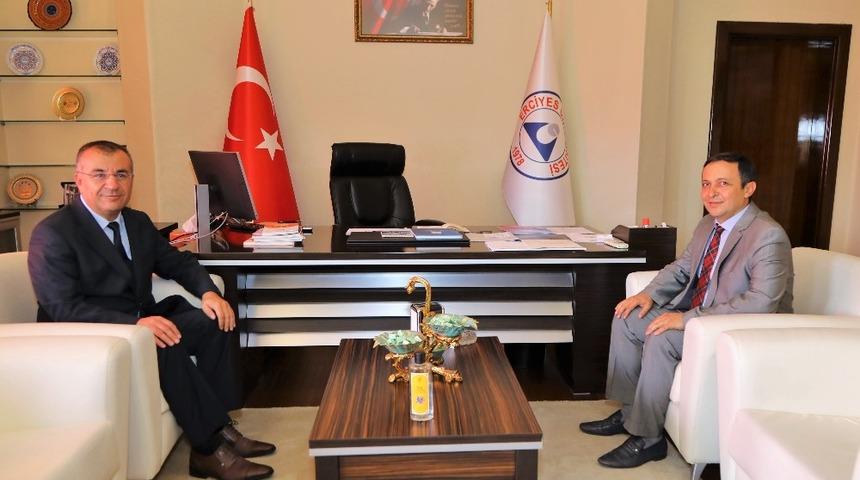 ER&Uuml; Rekt&ouml;r&uuml; &Ccedil;alış&rsquo;a &ldquo;Hayırlı Olsun&rdquo; Ziyaretleri S&uuml;r&uuml;yor