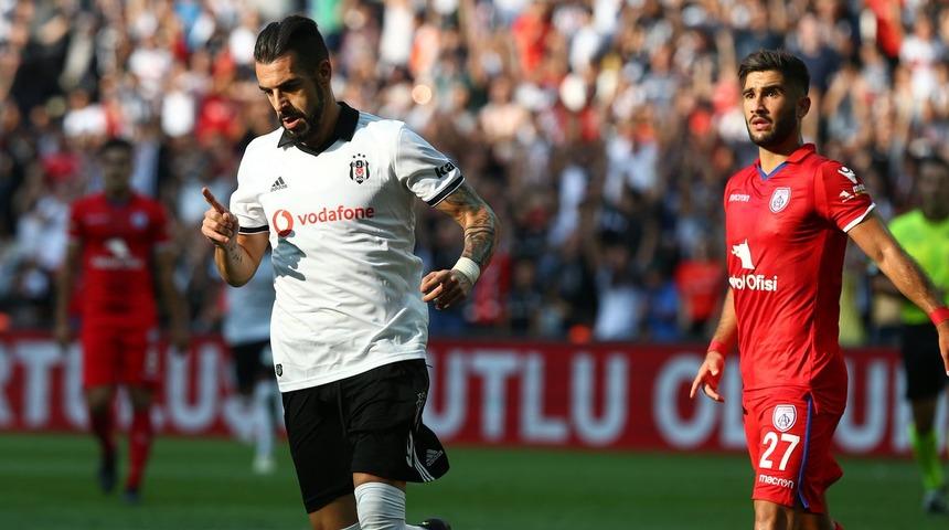 Al Nasr, Alvaro Negredo ile 2 yıllık s&ouml;zleşme imzalandığını a&ccedil;ıkladı!
