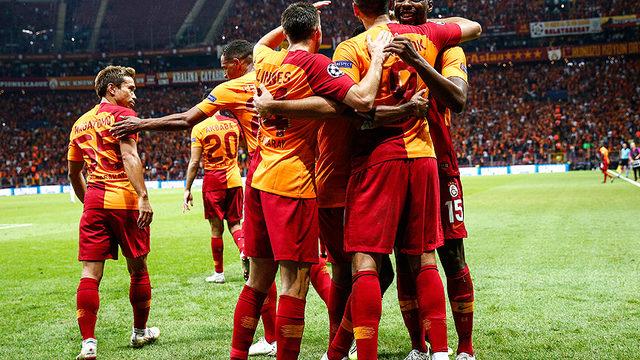 Galatasaray - Lokomotiv Moskova maç özeti izle: Rodrigues, Eren Derdiyok ve Selçuk İnan'ın golleri (GS 3 - 0 L.Moskova maç özeti)