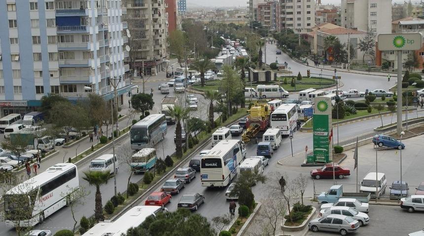 Okullar a&ccedil;ıldı Aydın&rsquo;da trafik kilitlendi