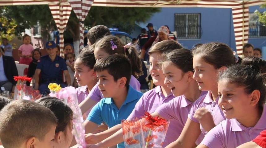 Başkan Ert&uuml;rk&rsquo;ten Kuyucaklı &ouml;ğrencilere hayırlı bir eğitim yılı diledi