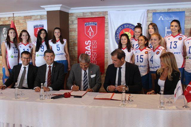 Altınbaş Üniversitesi ve Yeşilyurt Spor Kulübü işbirliği