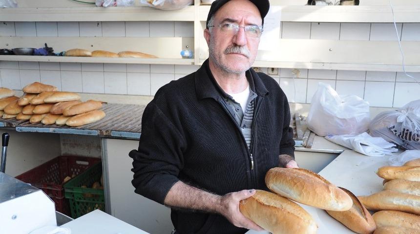 Simav&rsquo;da ekmek zammı 5 ay sonra uygulamaya konuldu
