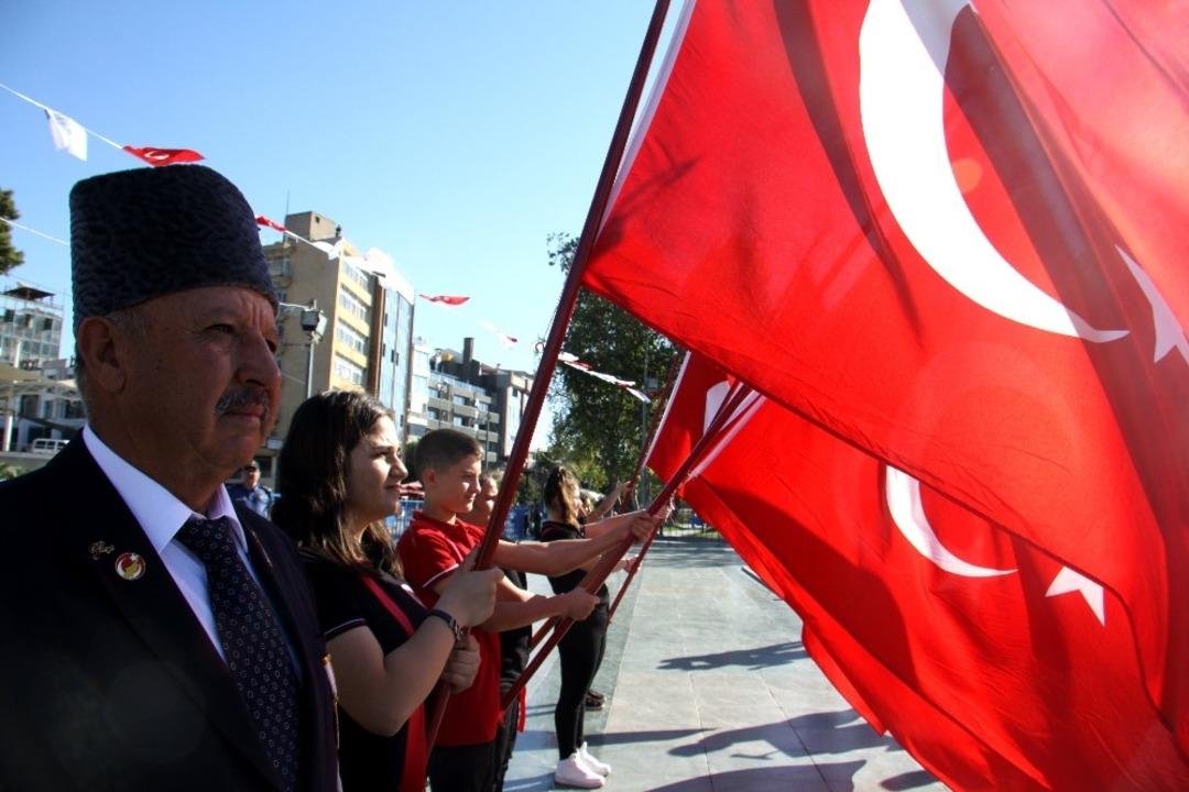 Antalya&rsquo;da Gaziler G&uuml;n&uuml; kutlandı