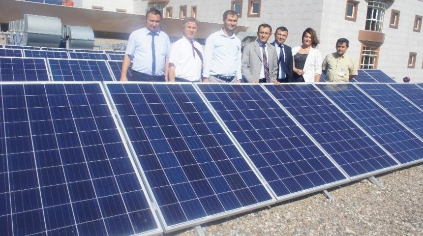 Alaşehir Devlet Hastanesi g&uuml;neş enerjisiyle aydınlanacak