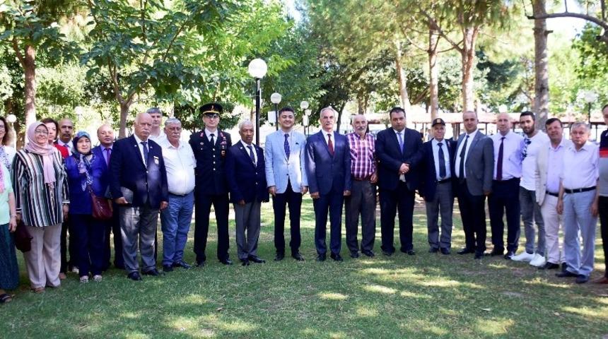 Başkan Kale gazileri unutmadı