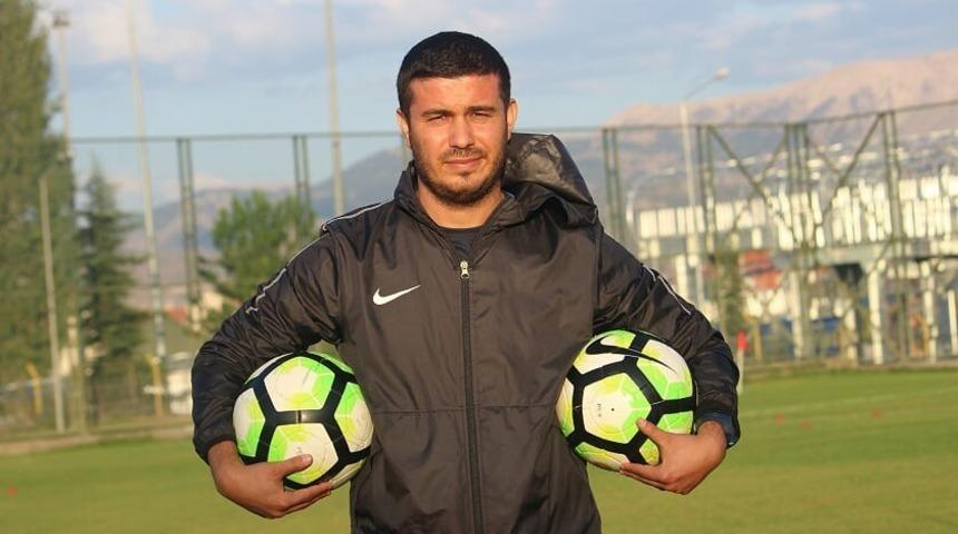 Kemal Oskay Isparta Davrazspor&rsquo;a teknik direkt&ouml;r oldu