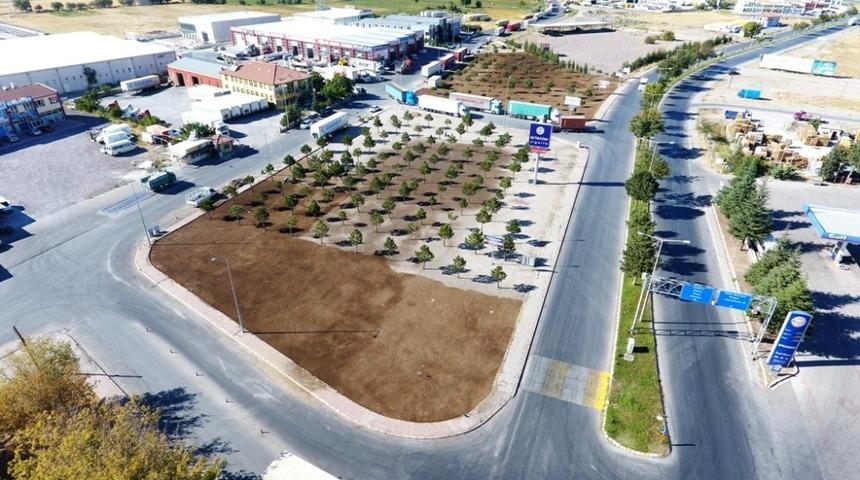 Melikgazi Anbar Mahallesi&rsquo;nde 12 bin metrekarelik alanı &ccedil;imlendirdi