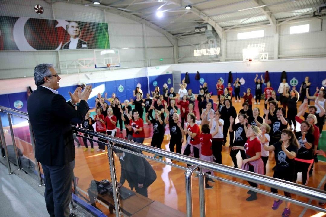 Karşıyakalılar g&uuml;ne sporla başlıyor