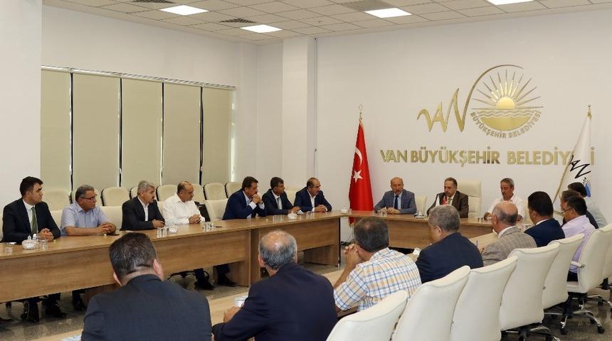 Van&rsquo;a &lsquo;Şehir ve aile mezarlığı&rsquo; kuruluyor