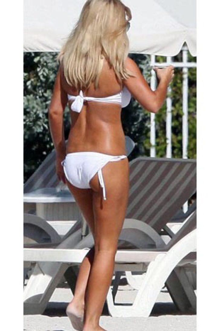 Geri Halliwell Spices Up Miami Beach In A Sizzling Hot