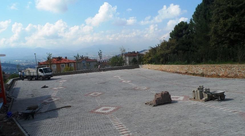 İzmit Belediyesi&rsquo;nden Tepek&ouml;y&rsquo;e parke