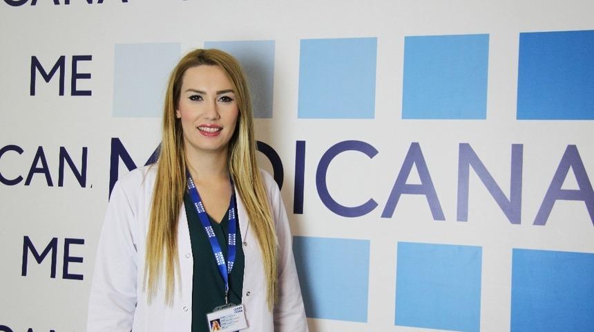 Psikolog Işıl Yenikaynak: “Çocuğu okul yaşantısıyla ilgili hiçbir konuda tehdit etmeyin”