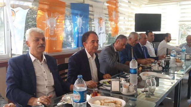 Edremit AK Parti’den birlik ve beraberlik kahvaltısı 1