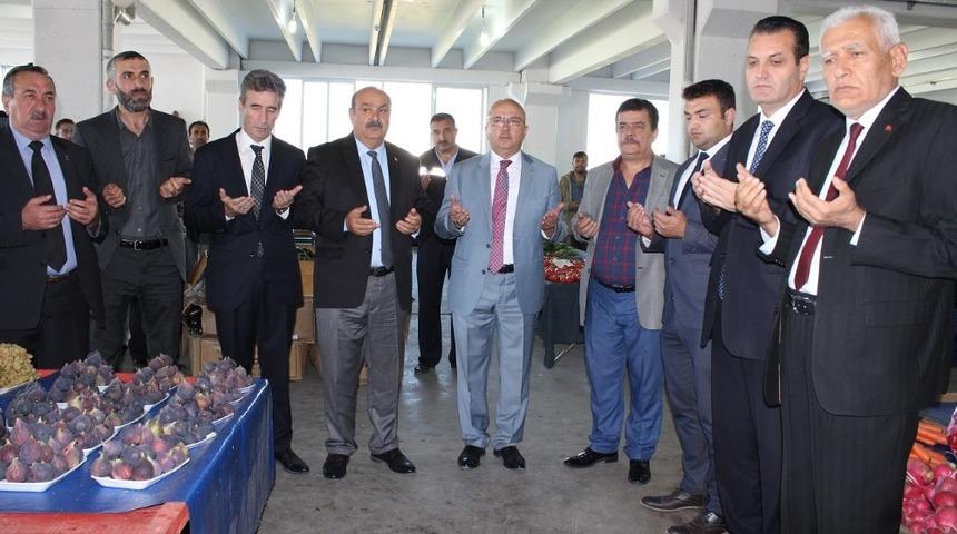 Ahilik Haftası etkinlikleri kapsamında pazar esnafı ziyaret edildi