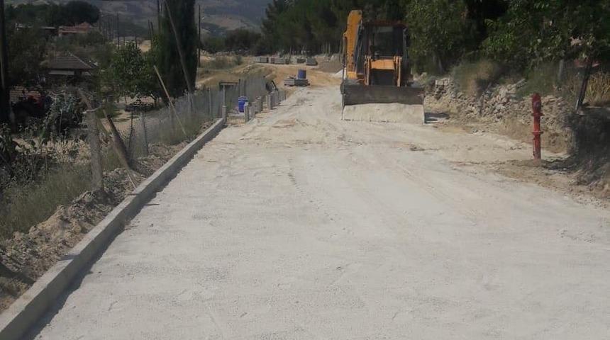 Sarıg&ouml;l&rsquo;e 20 bin metrekare kilit parke d&ouml;şendi