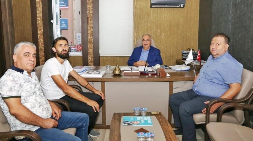 Adıyaman 1954 Spor y&ouml;neticileri Başkan Kutlu ile bir araya geldi