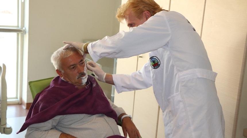 Siirt&rsquo;te yaşlı ve engellilere evde berber hizmeti