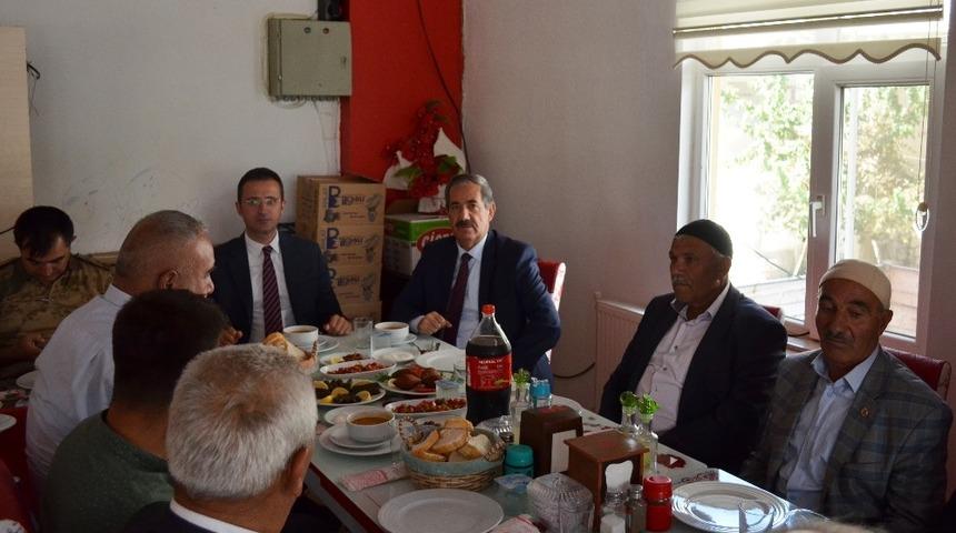 Gaziler yemek programında bir araya geldi