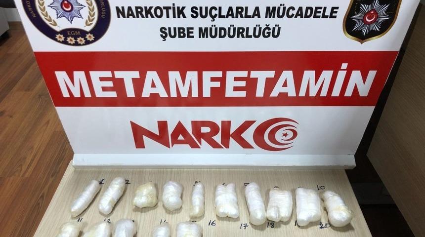 İranlı şahsın midesinden 120 gram metamfetamin &ccedil;ıktı