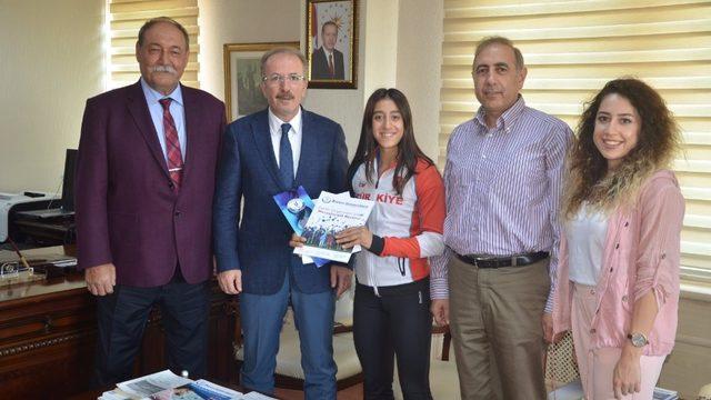 Dünya şampiyonu Mizgin Ay’ın tercihi Bartın Üniversitesi oldu