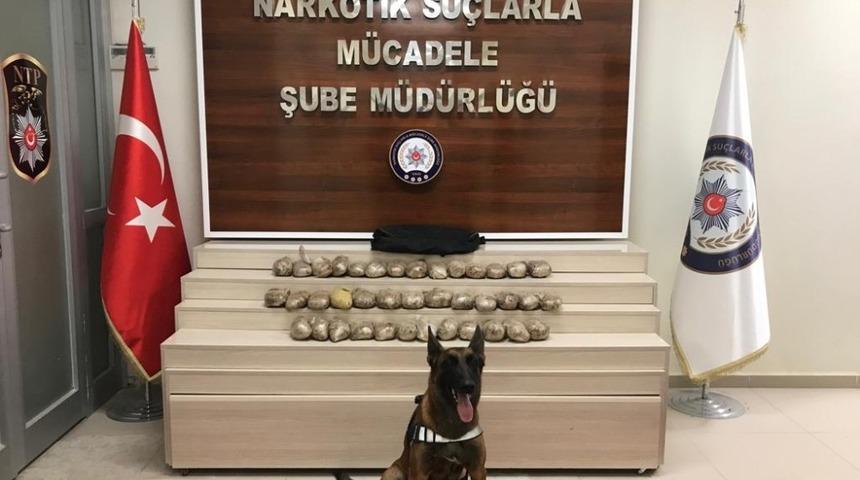 Van&rsquo;da 20 kilo eroin ele ge&ccedil;irildi