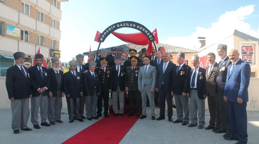 Gazi derneklerine anlamlı ziyaret