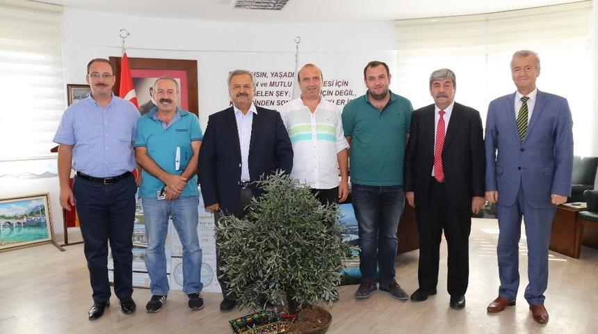 Burhaniye&rsquo;ye yeni d&ouml;nel kavşak